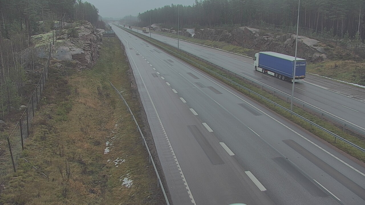 Weather Camera Image Väg 7 Pyttis Markkinamäki, öst, Pyhtää, Kymenlaakso