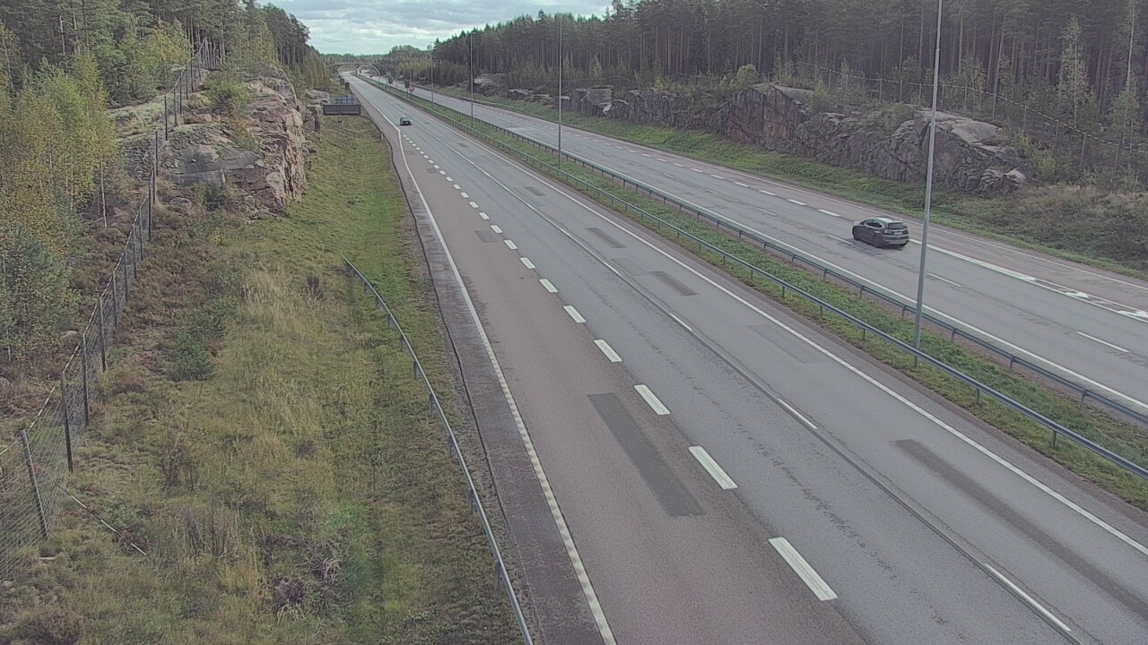 Weather Camera Image Väg 7 Pyttis Markkinamäki, öst, Pyhtää, Kymenlaakso