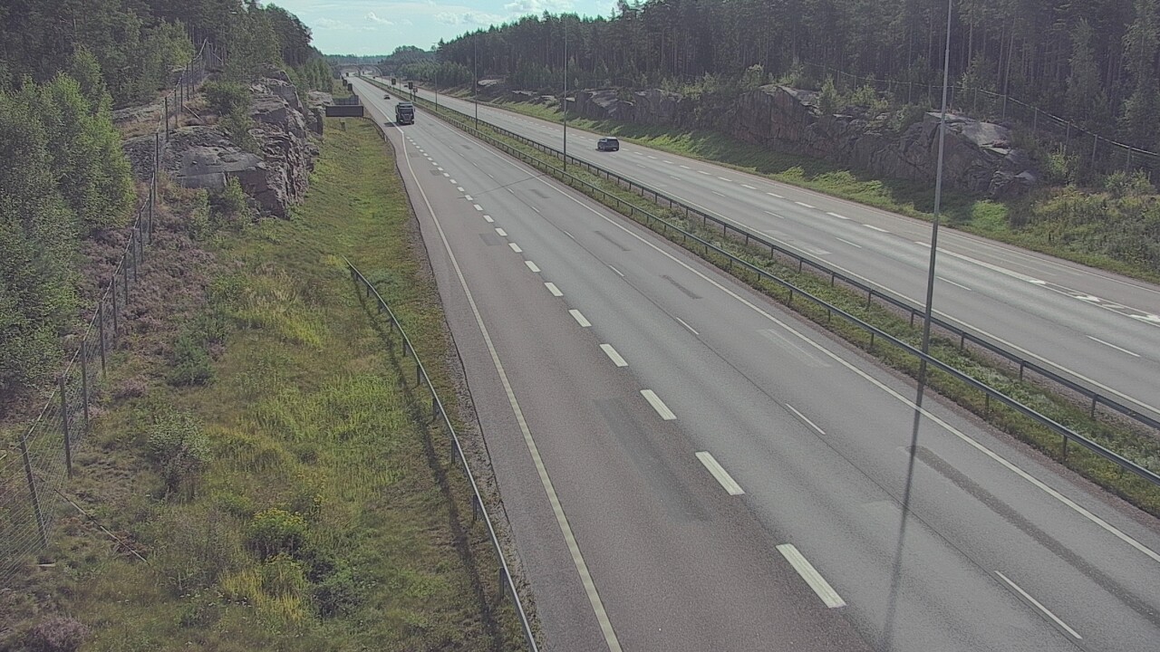 Weather Camera Image Road 7 Pyhtää Markkinamäki, east, Pyhtää, Kymenlaakso