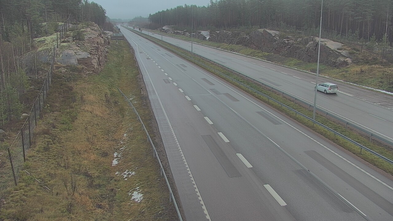 Weather Camera Image Väg 7 Pyttis Markkinamäki, öst, Pyhtää, Kymenlaakso