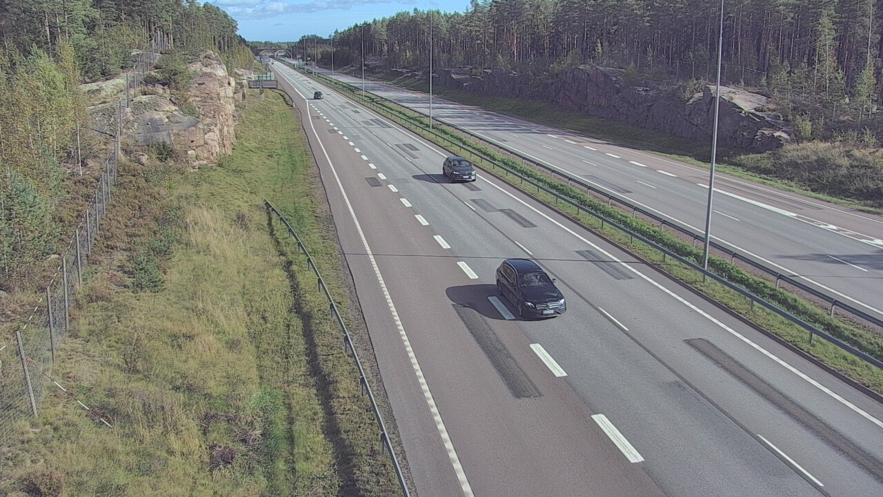 Weather Camera Image Väg 7 Pyttis Markkinamäki, öst, Pyhtää, Kymenlaakso