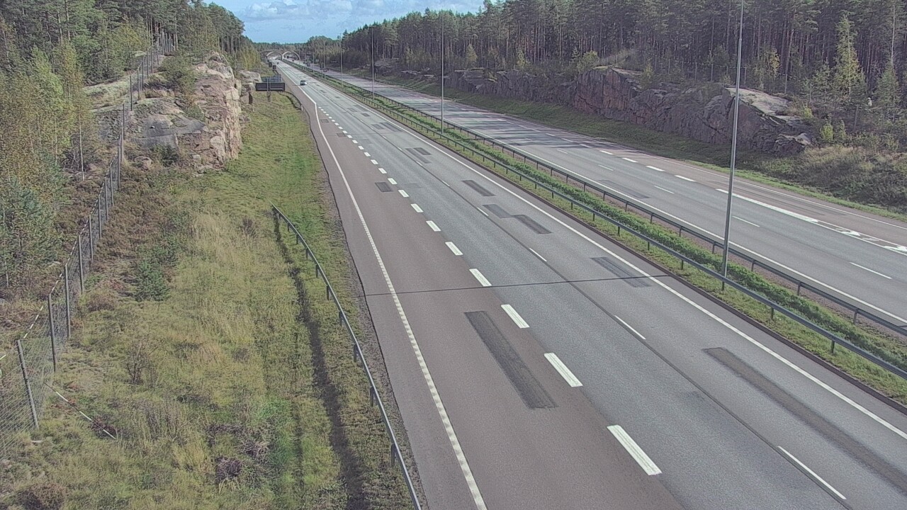 Weather Camera Image Väg 7 Pyttis Markkinamäki, öst, Pyhtää, Kymenlaakso