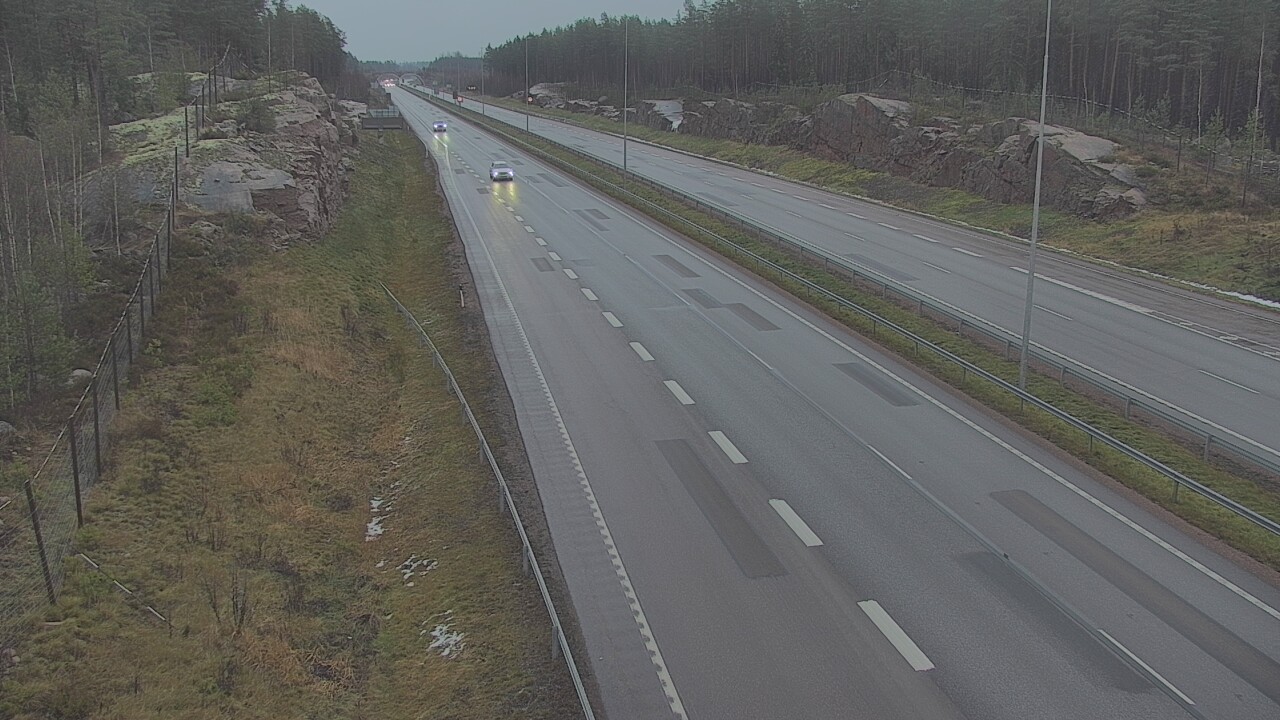 Weather Camera Image Väg 7 Pyttis Markkinamäki, öst, Pyhtää, Kymenlaakso