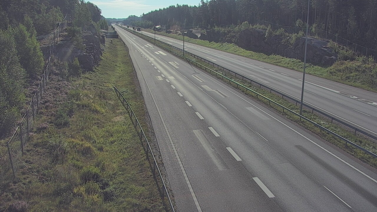 Weather Camera Image Road 7 Pyhtää Markkinamäki, east, Pyhtää, Kymenlaakso