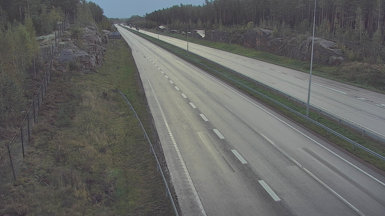 Weather Camera Image Väg 7 Pyttis Markkinamäki, öst, Pyhtää, Kymenlaakso
