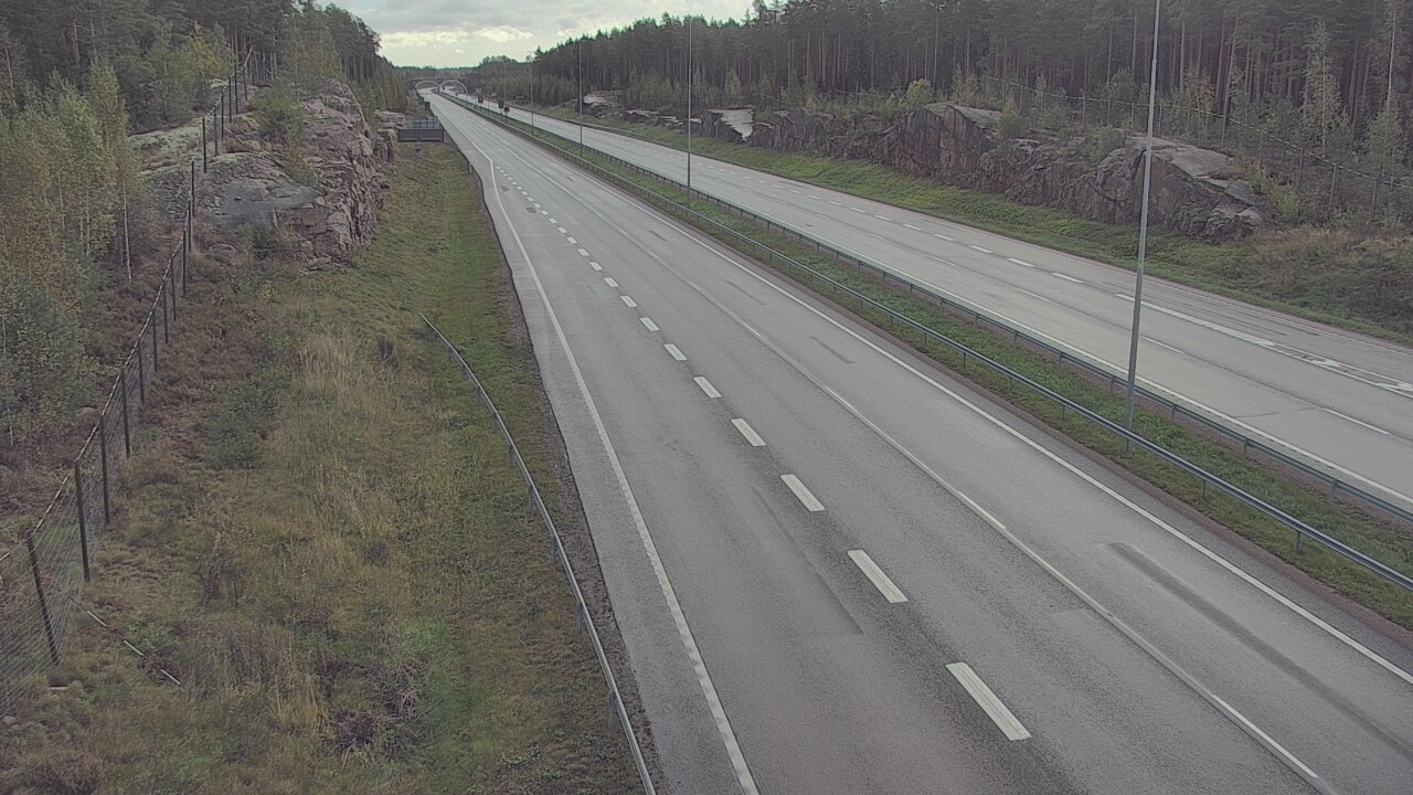 Weather Camera Image Road 7 Pyhtää Markkinamäki, east, Pyhtää, Kymenlaakso