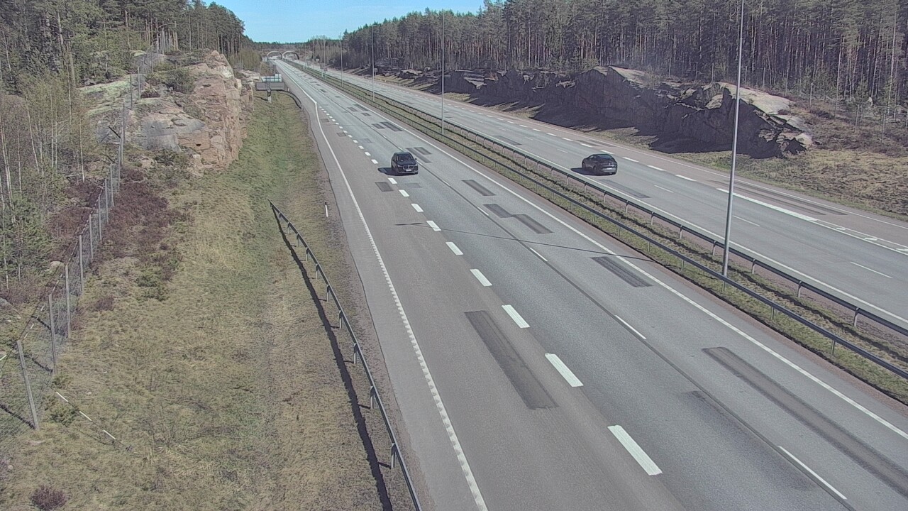 Weather Camera Image Väg 7 Pyttis Markkinamäki, öst, Pyhtää, Kymenlaakso