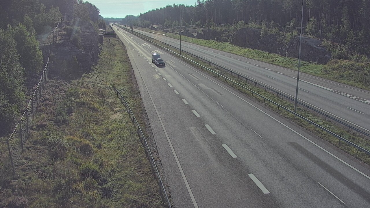 Weather Camera Image Road 7 Pyhtää Markkinamäki, east, Pyhtää, Kymenlaakso