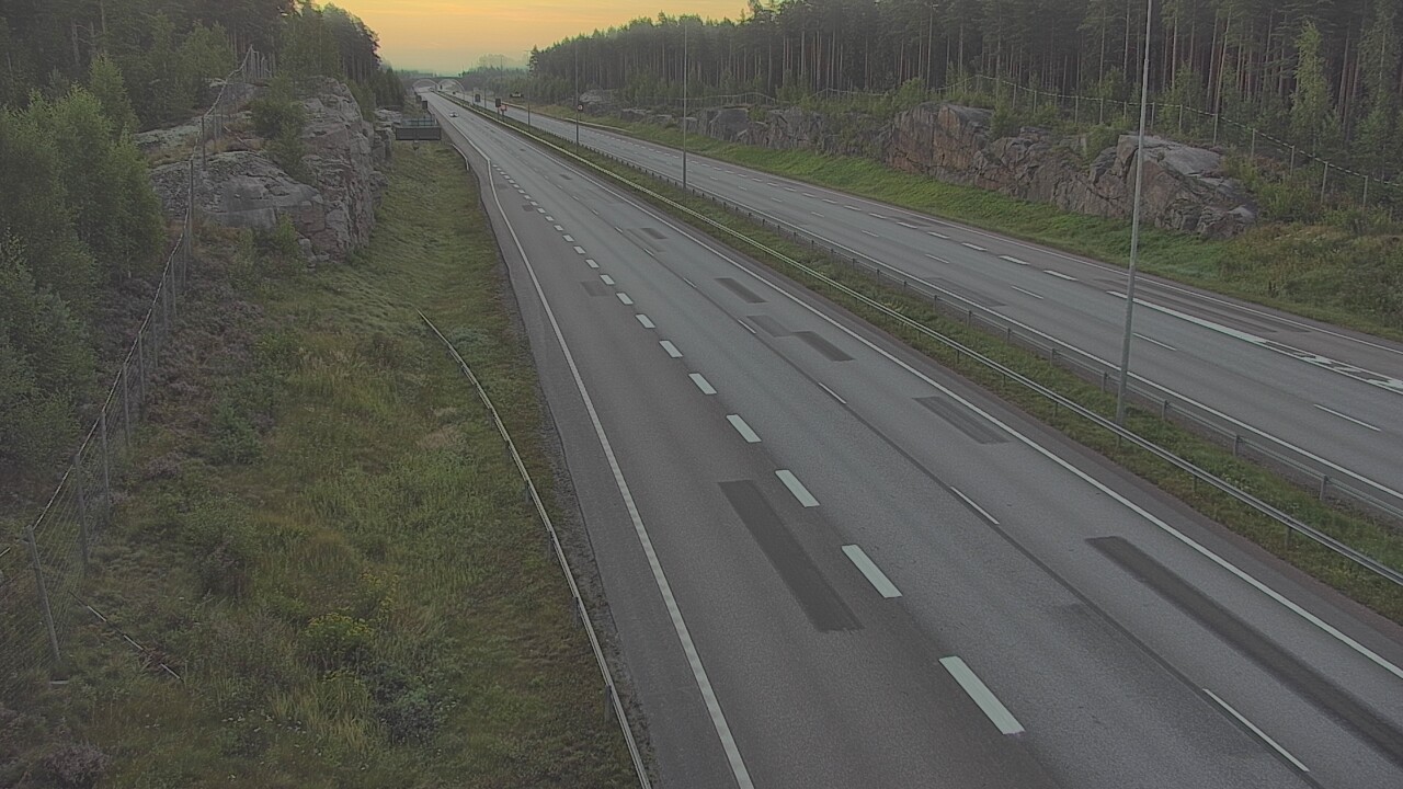 Weather Camera Image Road 7 Pyhtää Markkinamäki, east, Pyhtää, Kymenlaakso