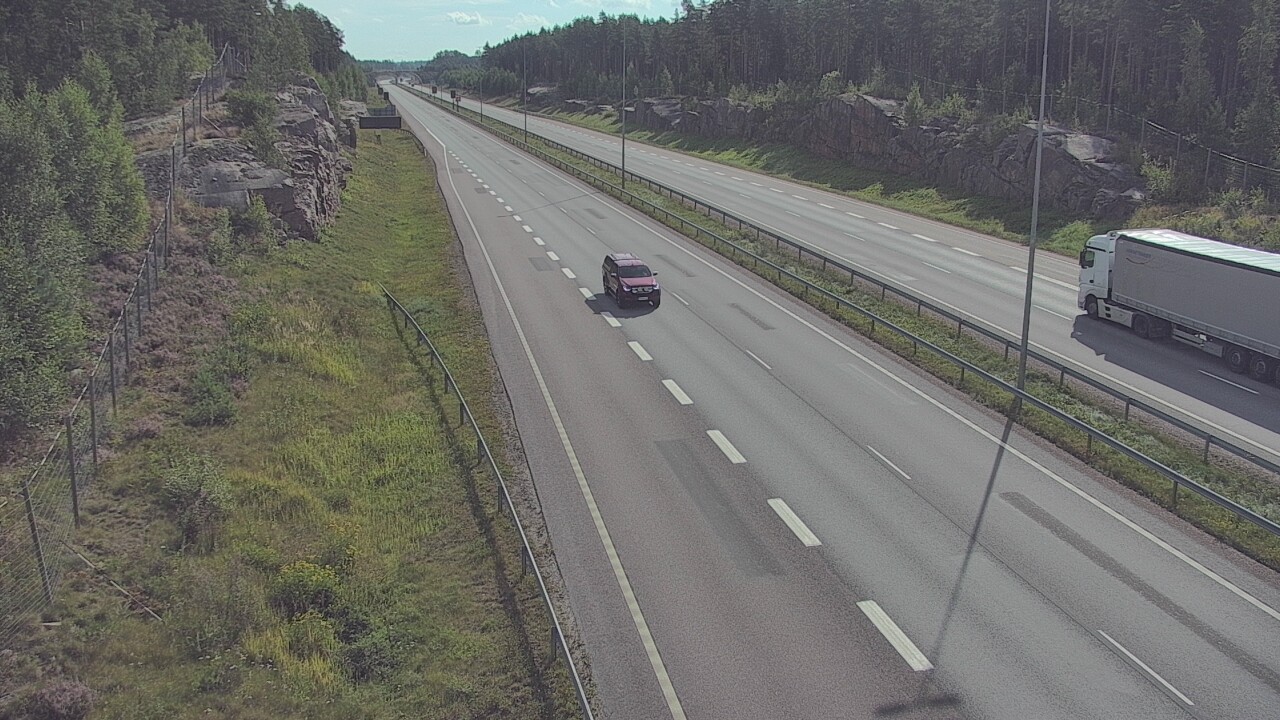 Weather Camera Image Road 7 Pyhtää Markkinamäki, east, Pyhtää, Kymenlaakso