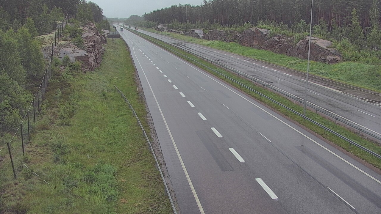 Weather Camera Image Väg 7 Pyttis Markkinamäki, öst, Pyhtää, Kymenlaakso