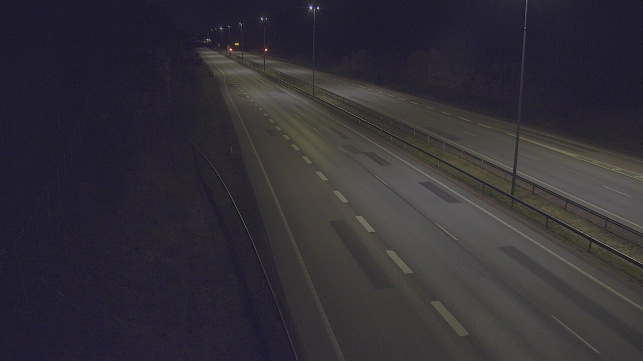 Weather Camera Image Road 7 Pyhtää Markkinamäki, east, Pyhtää, Kymenlaakso