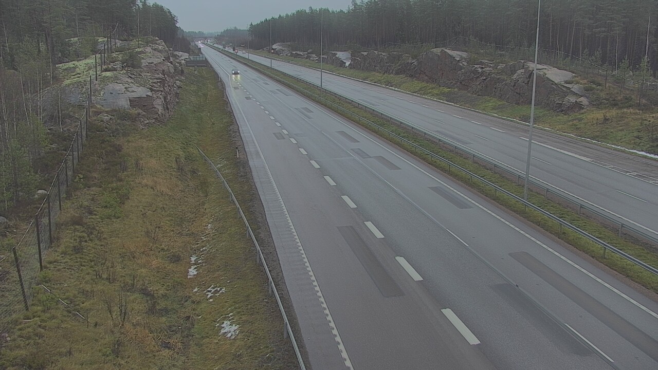 Weather Camera Image Väg 7 Pyttis Markkinamäki, öst, Pyhtää, Kymenlaakso