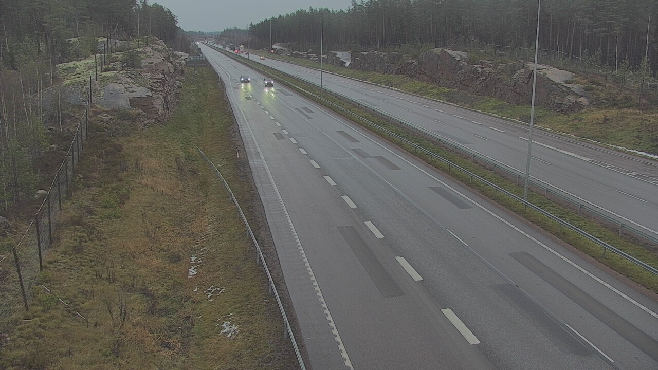 Weather Camera Image Väg 7 Pyttis Markkinamäki, öst, Pyhtää, Kymenlaakso