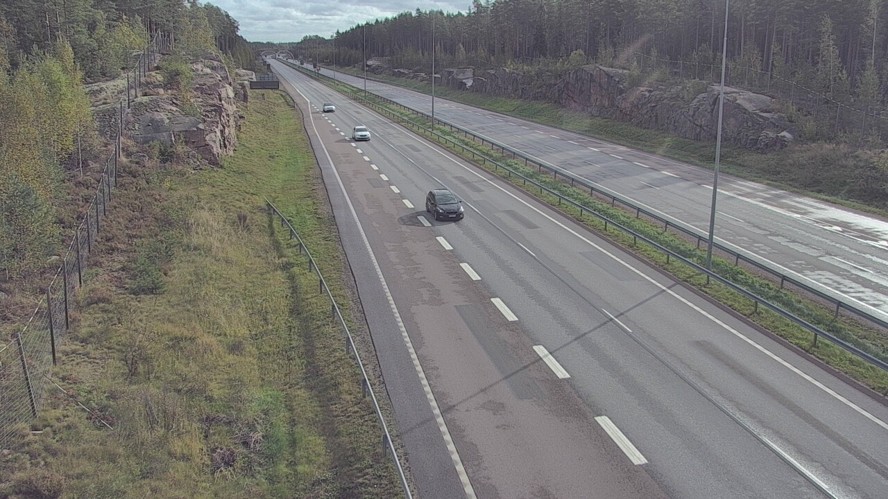 Weather Camera Image Väg 7 Pyttis Markkinamäki, öst, Pyhtää, Kymenlaakso