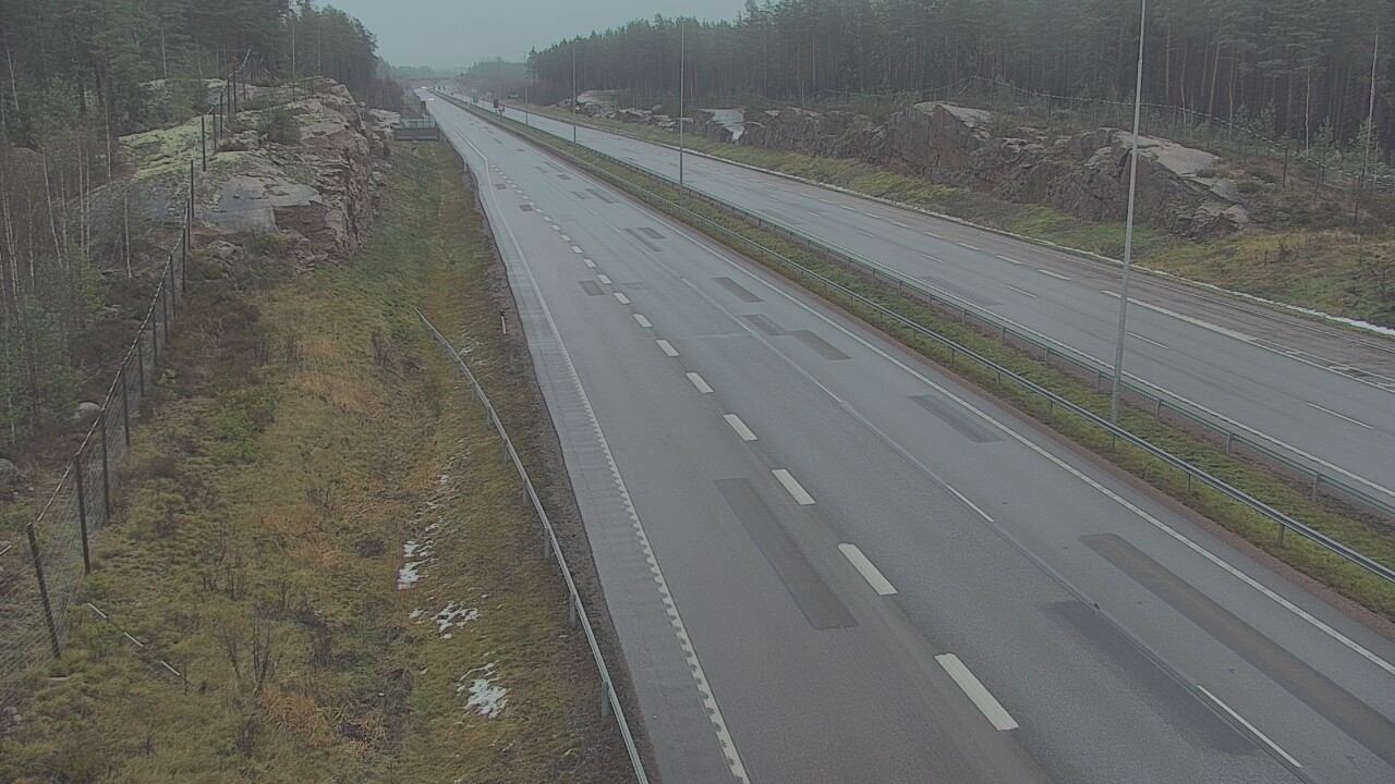 Weather Camera Image Väg 7 Pyttis Markkinamäki, öst, Pyhtää, Kymenlaakso