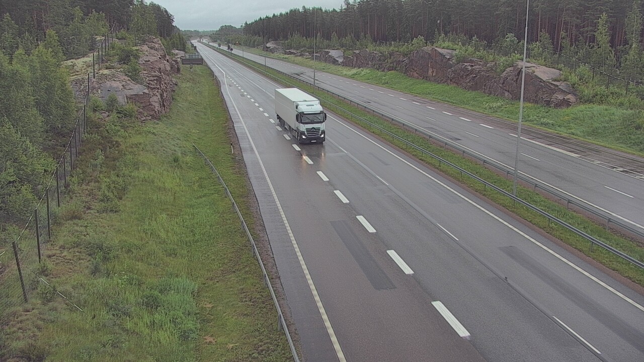 Weather Camera Image Väg 7 Pyttis Markkinamäki, öst, Pyhtää, Kymenlaakso