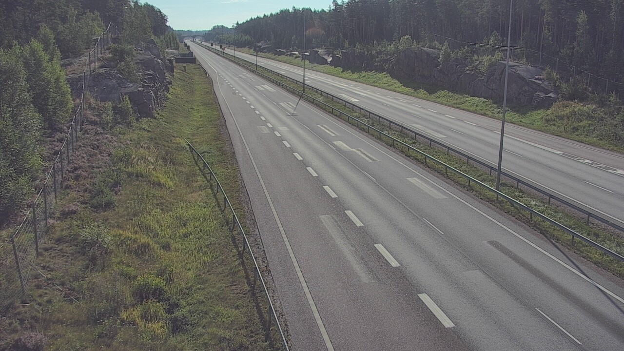 Weather Camera Image Road 7 Pyhtää Markkinamäki, east, Pyhtää, Kymenlaakso