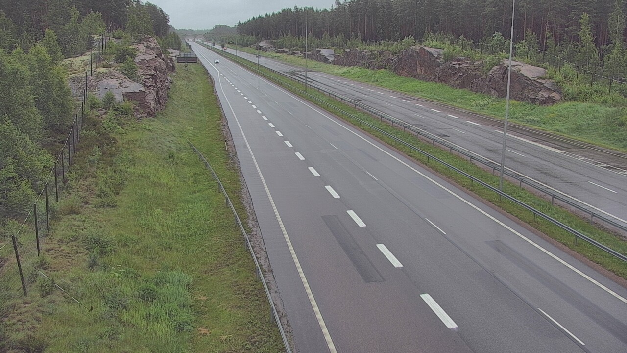 Weather Camera Image Väg 7 Pyttis Markkinamäki, öst, Pyhtää, Kymenlaakso