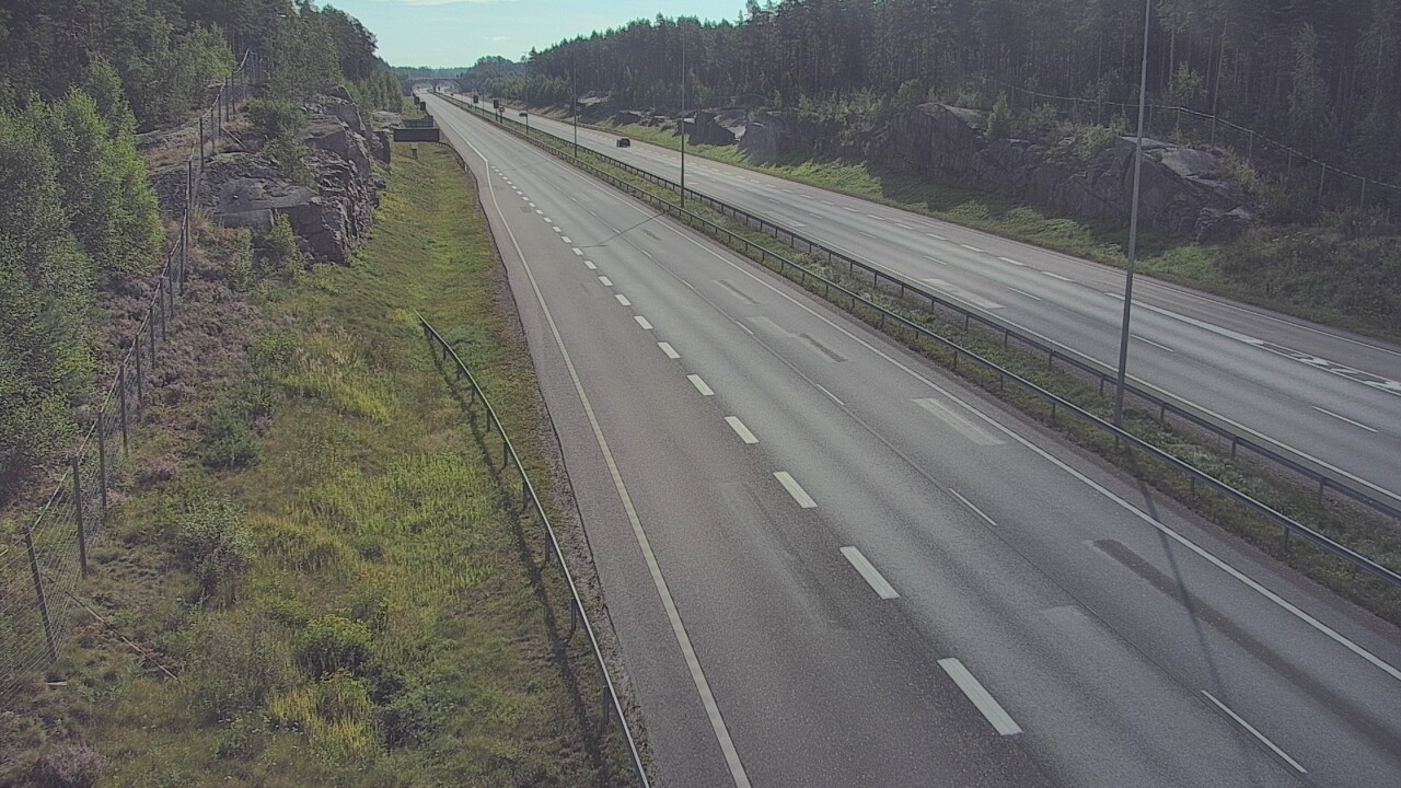 Weather Camera Image Road 7 Pyhtää Markkinamäki, east, Pyhtää, Kymenlaakso
