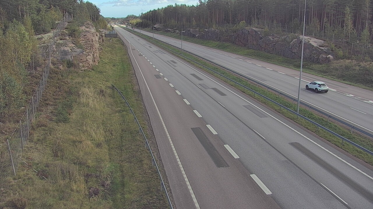 Weather Camera Image Väg 7 Pyttis Markkinamäki, öst, Pyhtää, Kymenlaakso