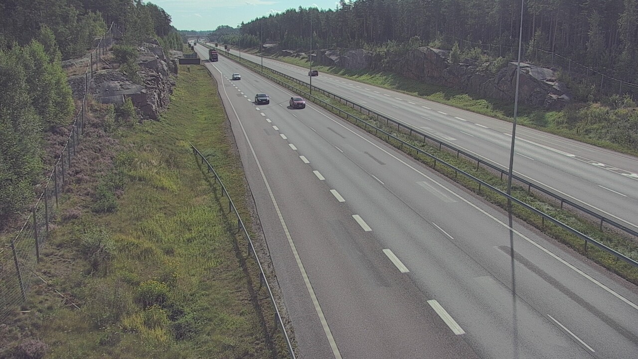 Weather Camera Image Road 7 Pyhtää Markkinamäki, east, Pyhtää, Kymenlaakso