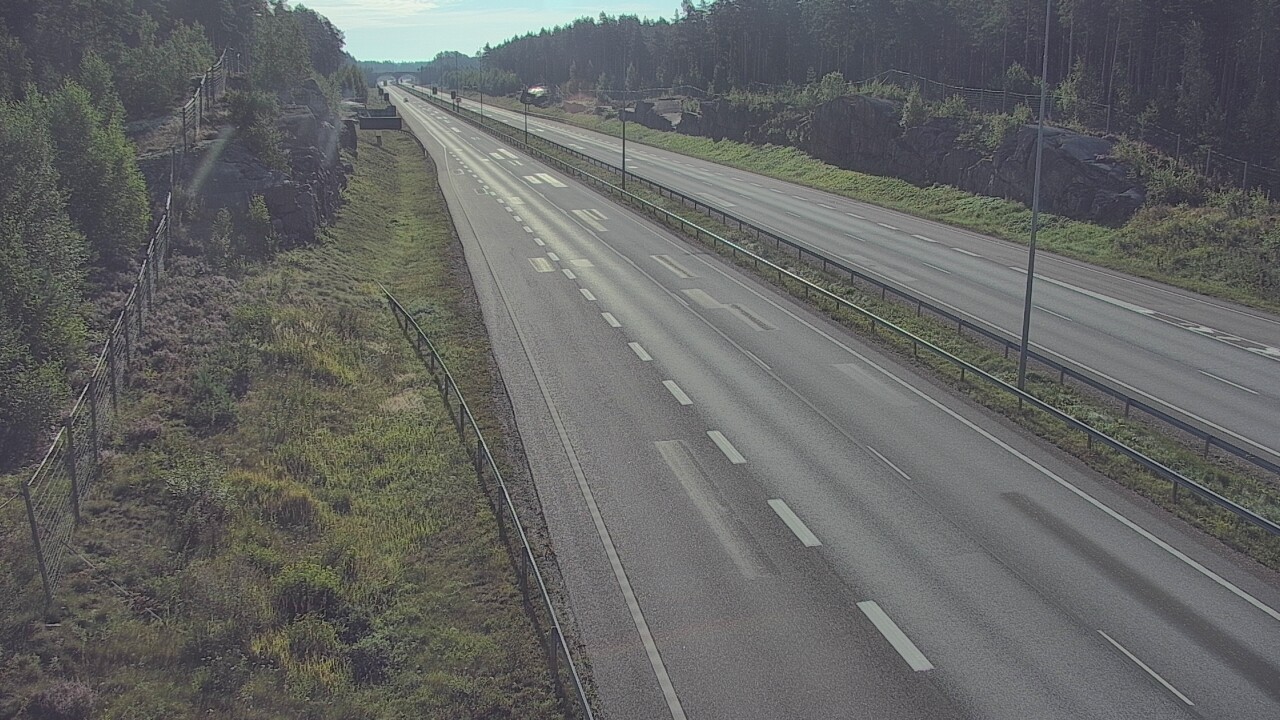 Weather Camera Image Road 7 Pyhtää Markkinamäki, east, Pyhtää, Kymenlaakso
