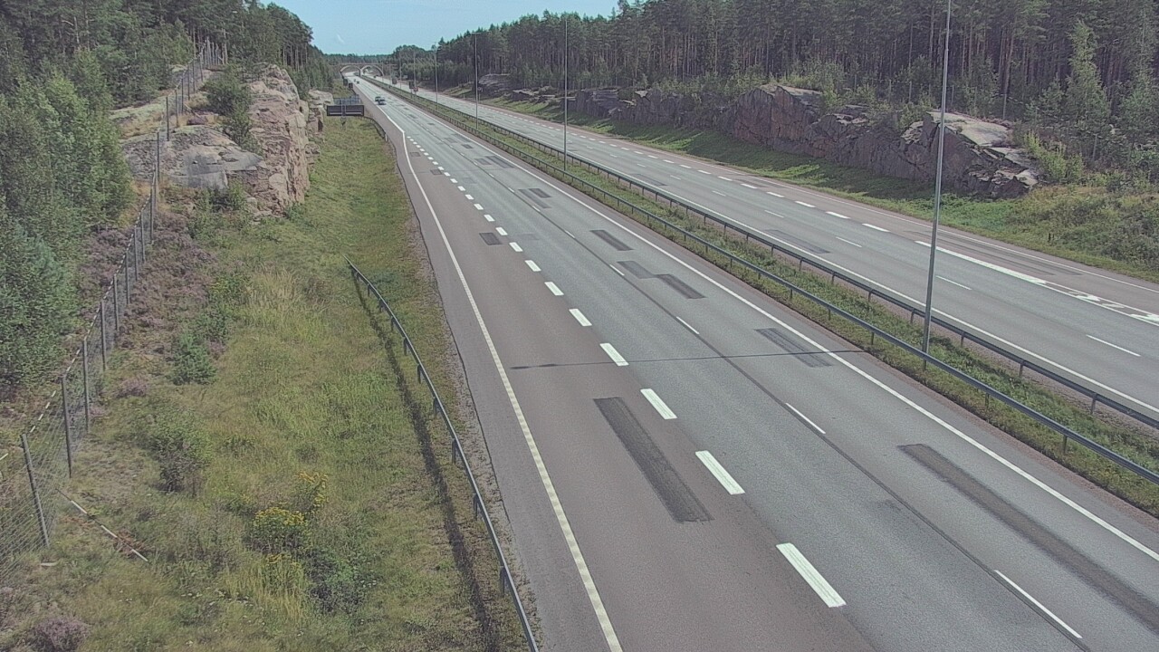 Weather Camera Image Road 7 Pyhtää Markkinamäki, east, Pyhtää, Kymenlaakso