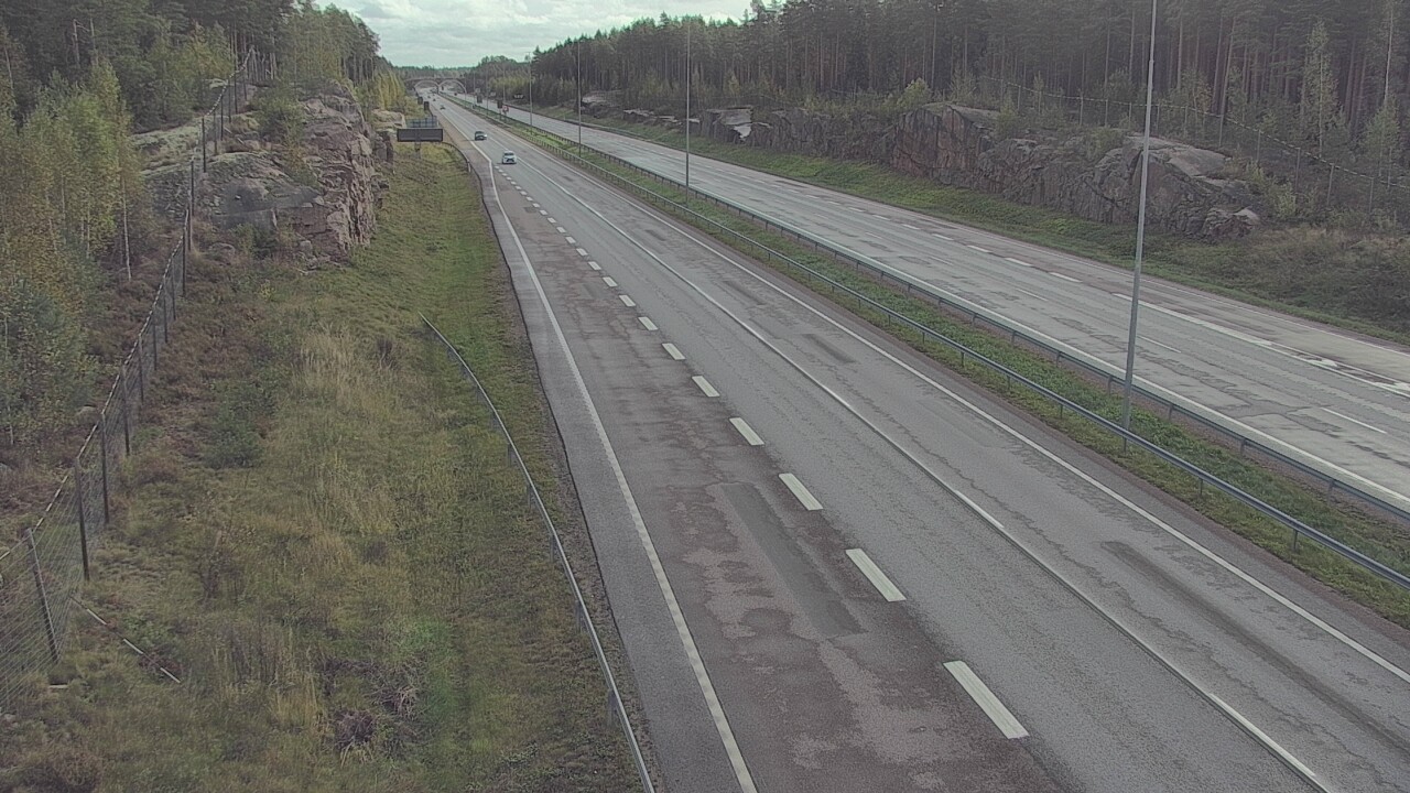 Weather Camera Image Väg 7 Pyttis Markkinamäki, öst, Pyhtää, Kymenlaakso