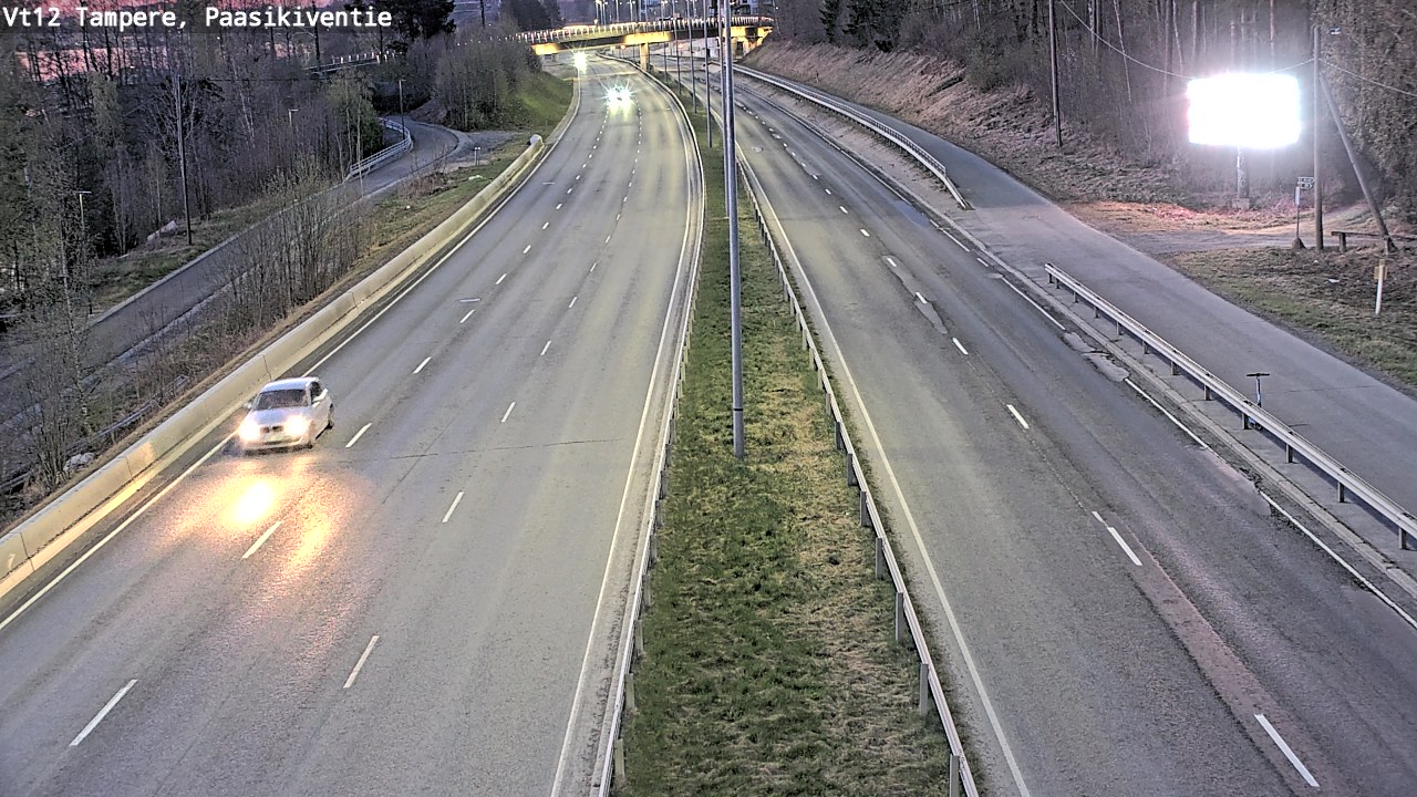 Weather Camera Image Väg 12 Tammerfors, Paasikiventie, Tampere, Pirkanmaa