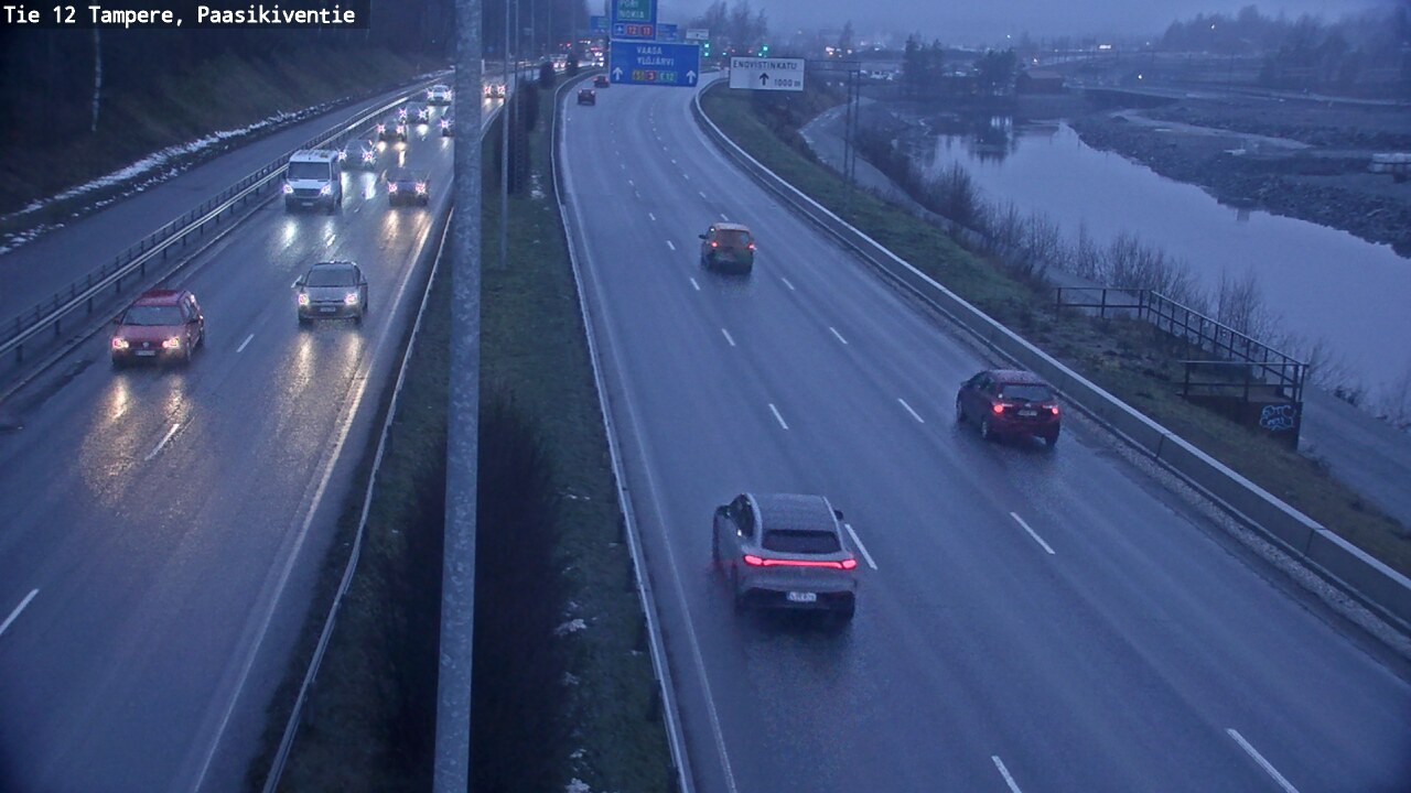 Weather Camera Image Väg 12 Tammerfors, Paasikiventie, Tampere, Pirkanmaa