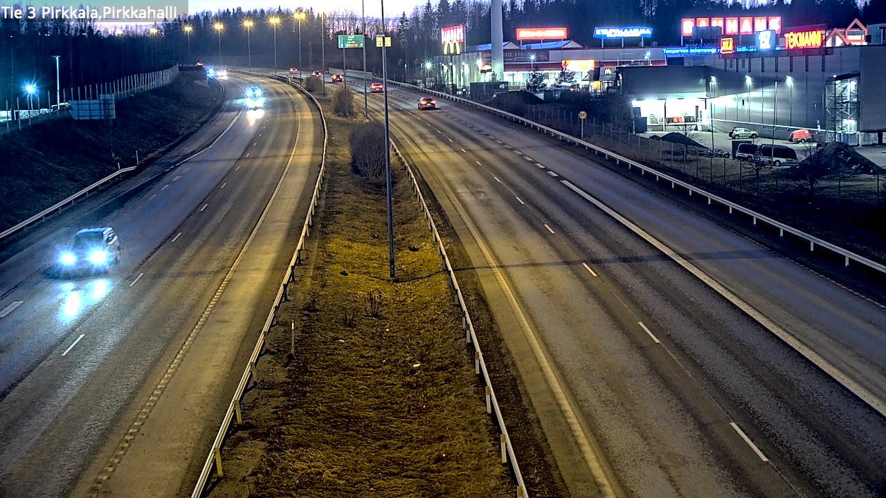 Weather Camera Image Road 3 Pirkkala, Pirkkahalli, Pirkkala, Pirkanmaa