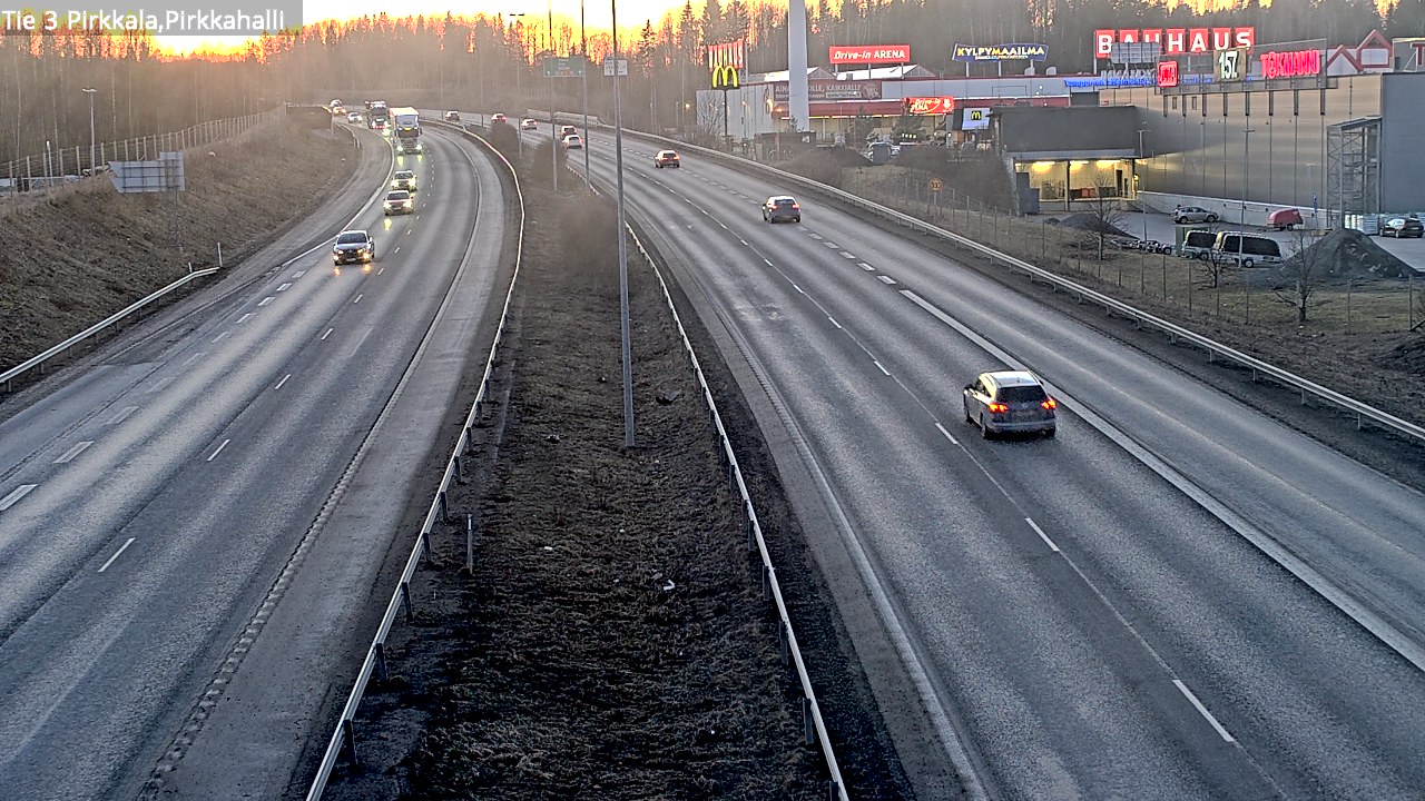 Weather Camera Image Road 3 Pirkkala, Pirkkahalli, Pirkkala, Pirkanmaa