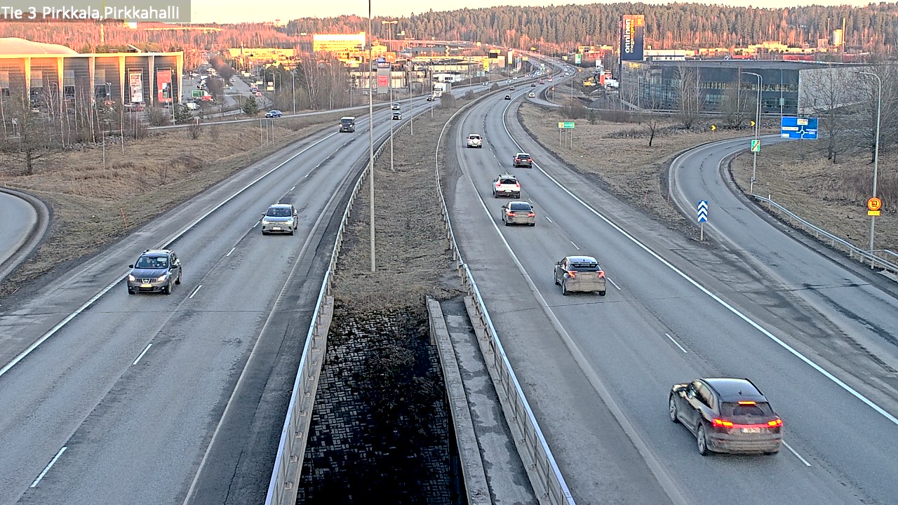 Weather Camera Image Väg 3 Birkala, Pirkkahalli, Pirkkala, Pirkanmaa