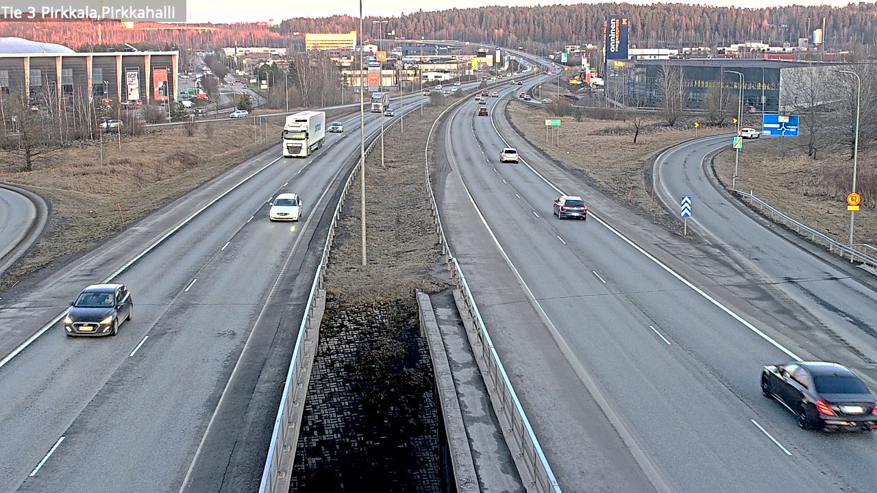 Weather Camera Image Väg 3 Birkala, Pirkkahalli, Pirkkala, Pirkanmaa