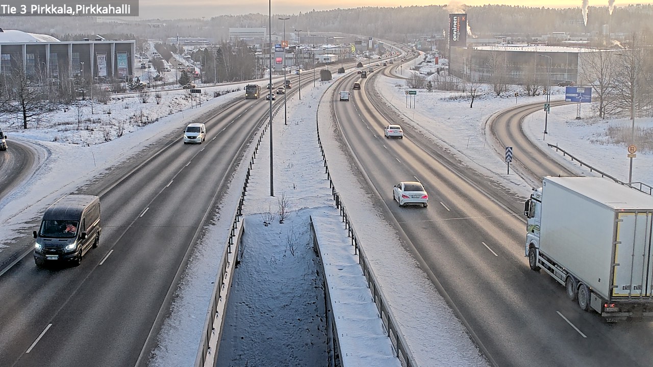 Weather Camera Image Väg 3 Birkala, Pirkkahalli, Pirkkala, Pirkanmaa