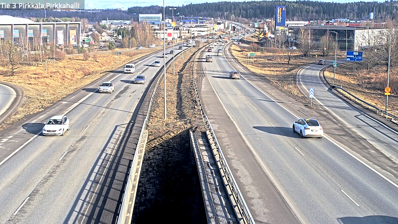 Weather Camera Image Väg 3 Birkala, Pirkkahalli, Pirkkala, Pirkanmaa