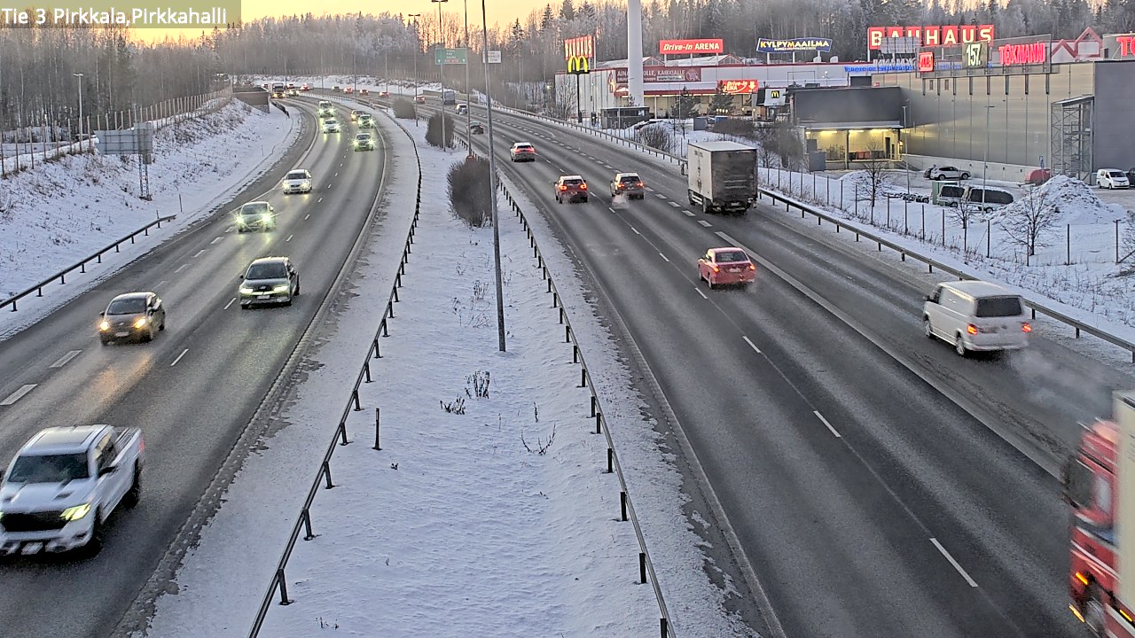 Weather Camera Image Road 3 Pirkkala, Pirkkahalli, Pirkkala, Pirkanmaa