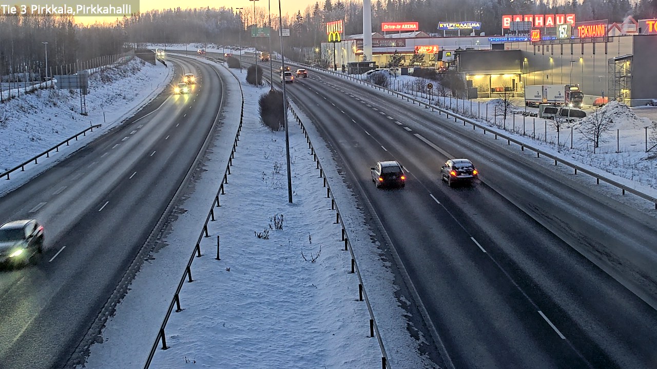 Weather Camera Image Road 3 Pirkkala, Pirkkahalli, Pirkkala, Pirkanmaa