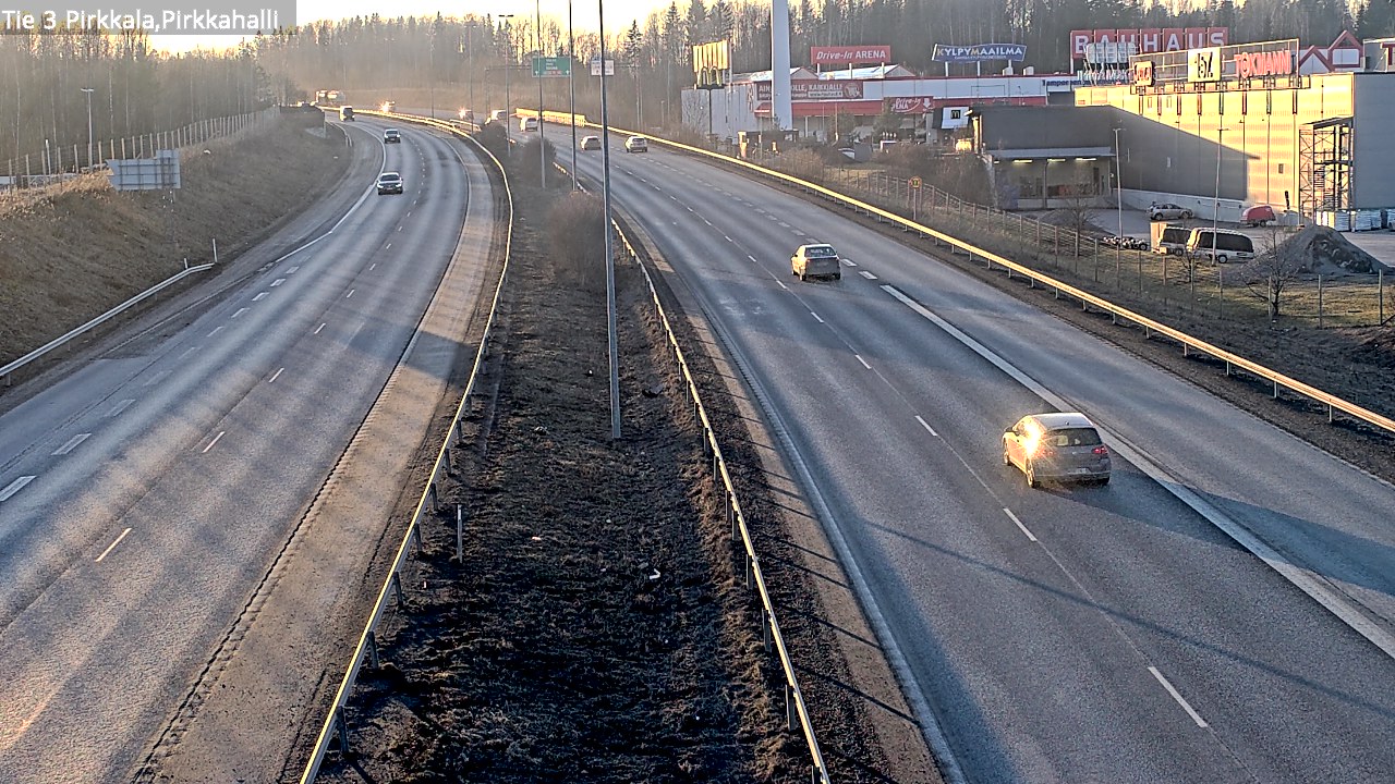 Weather Camera Image Road 3 Pirkkala, Pirkkahalli, Pirkkala, Pirkanmaa