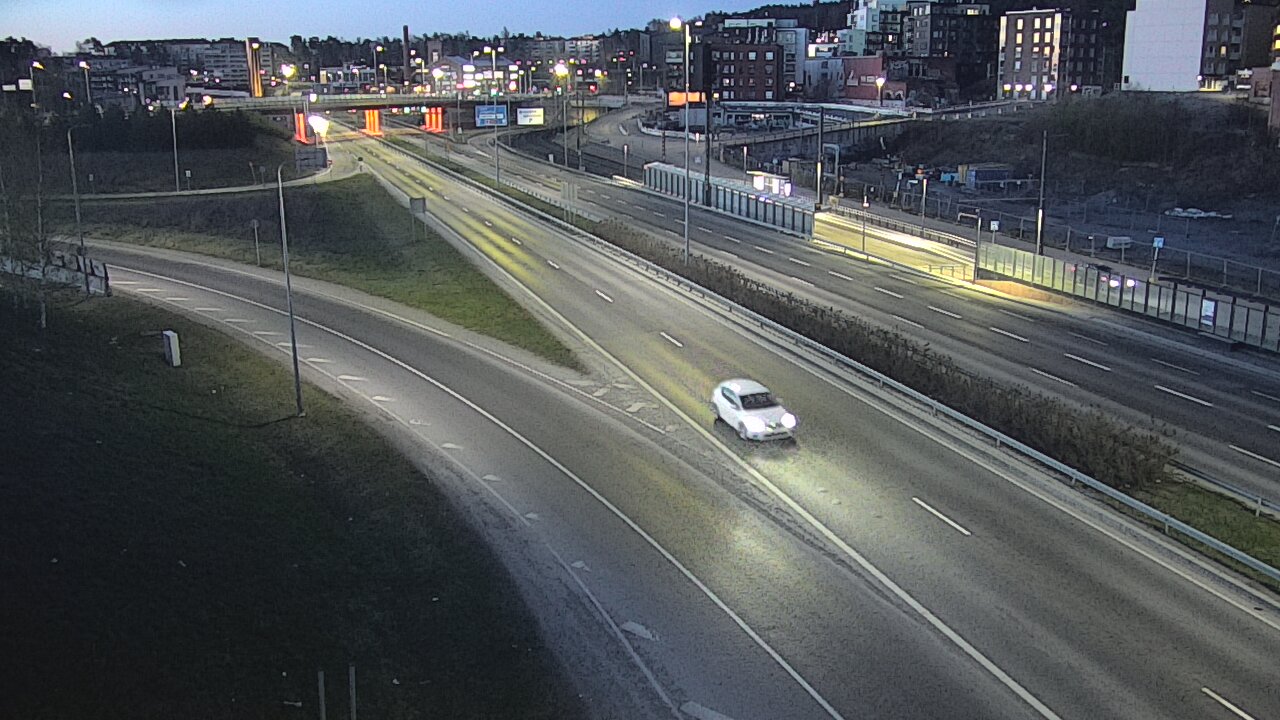 Weather Camera Image Väg 12 Tammerfors, Santalahdenpuisto, Tampere, Pirkanmaa