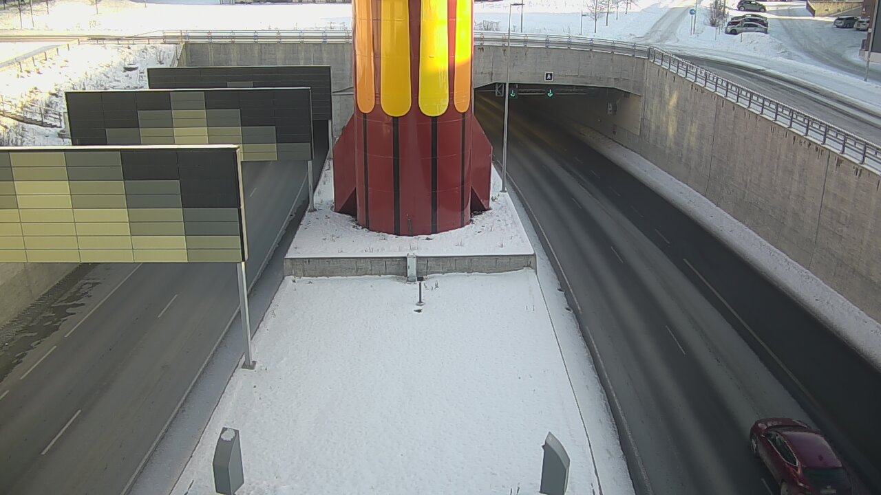 Weather Camera Image Road 12 Tampere, Rantatunneli boom west, Tampere, Pirkanmaa