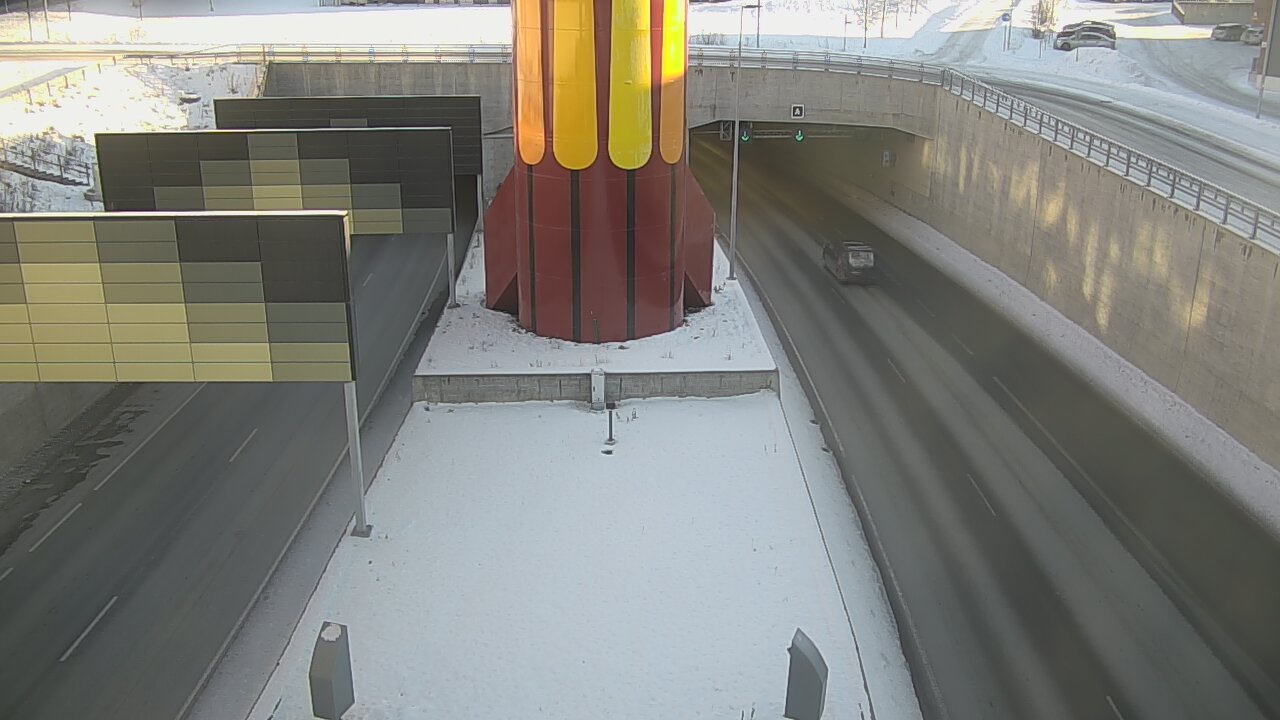 Weather Camera Image Road 12 Tampere, Rantatunneli boom west, Tampere, Pirkanmaa