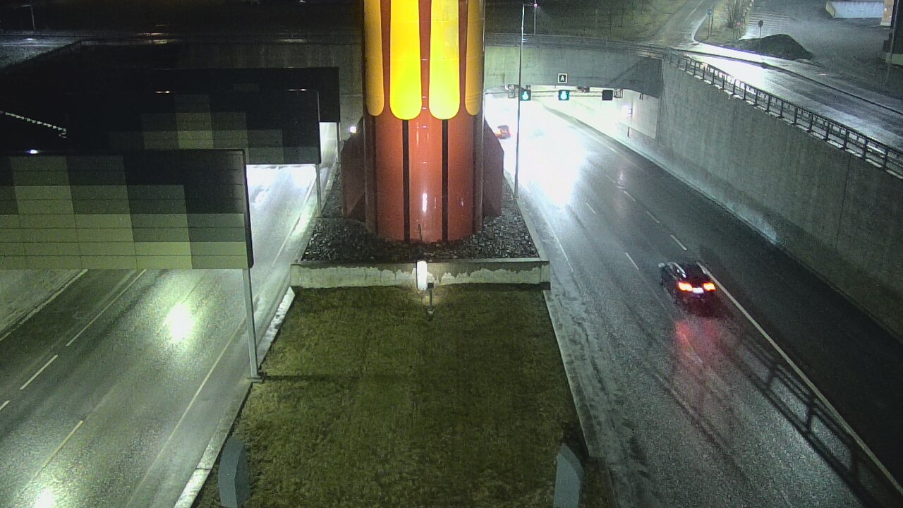 Weather Camera Image Road 12 Tampere, Rantatunneli boom west, Tampere, Pirkanmaa