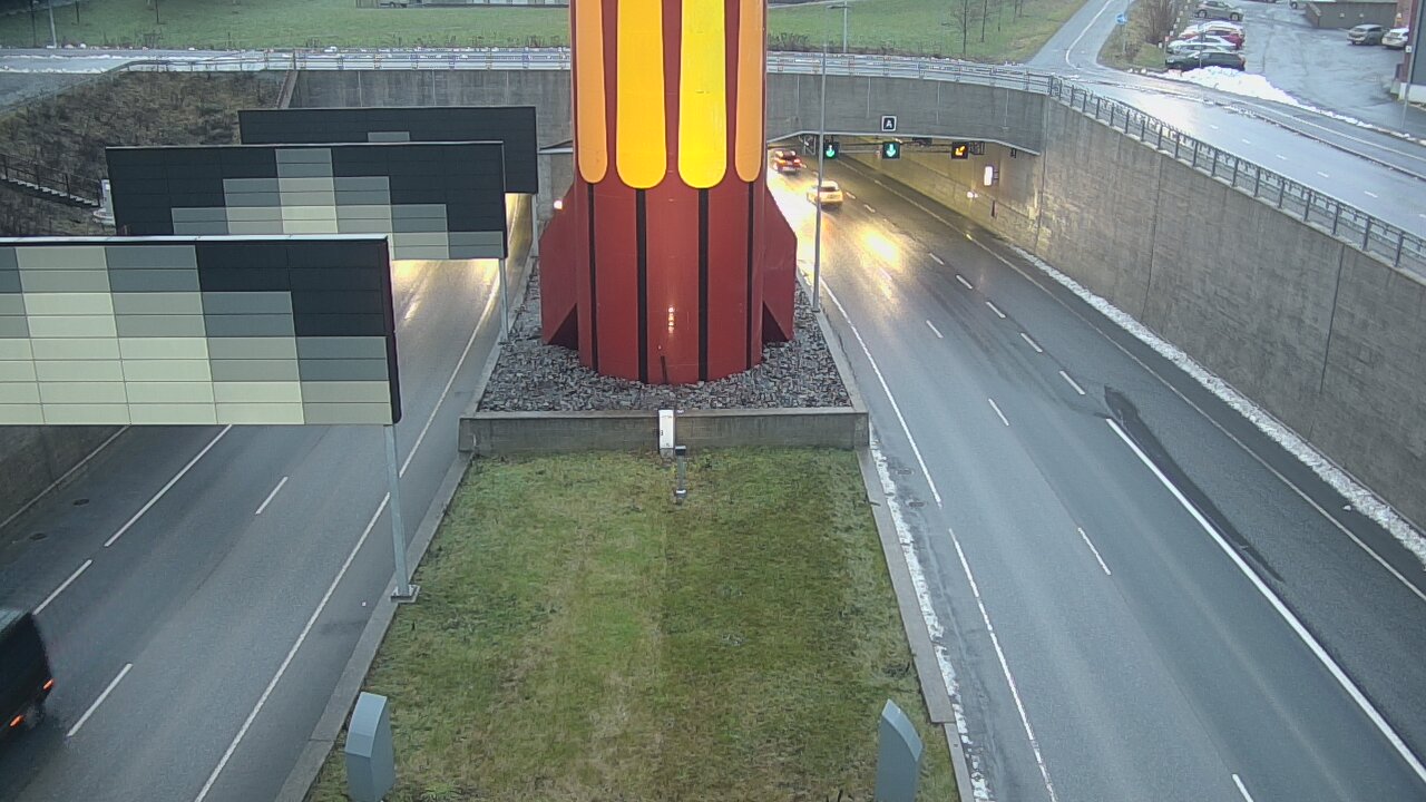 Weather Camera Image Väg 12 Tammerfors, Rantatunneli bom väst, Tampere, Pirkanmaa