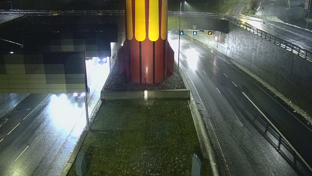 Weather Camera Image Väg 12 Tammerfors, Rantatunneli bom väst, Tampere, Pirkanmaa