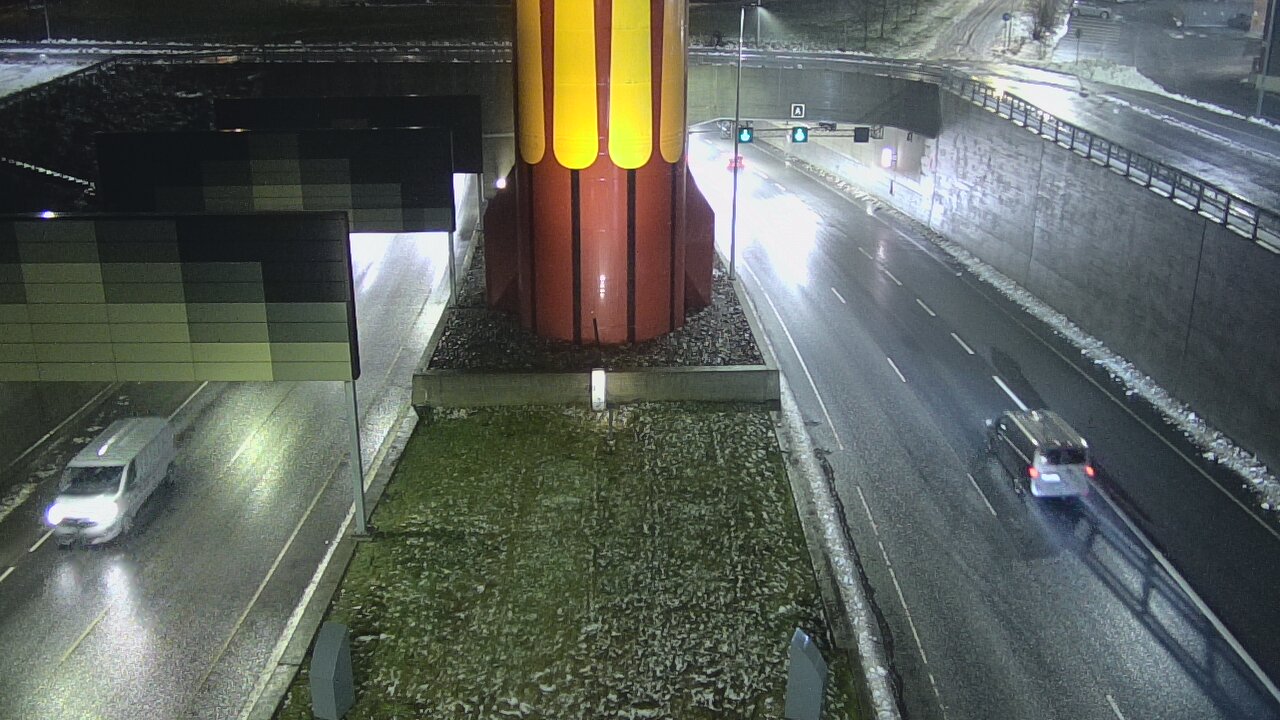 Weather Camera Image Väg 12 Tammerfors, Rantatunneli bom väst, Tampere, Pirkanmaa