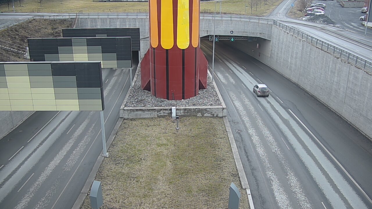 Weather Camera Image Road 12 Tampere, Rantatunneli boom west, Tampere, Pirkanmaa