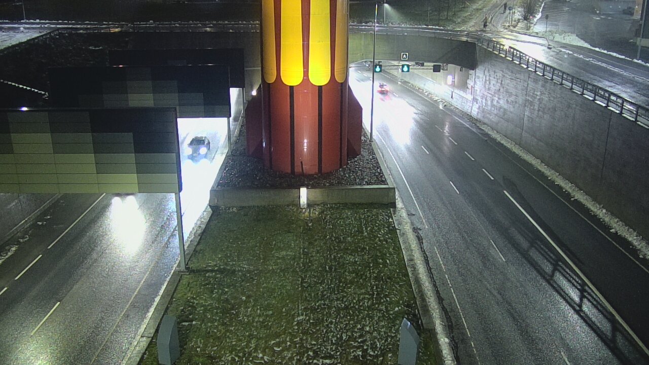 Weather Camera Image Väg 12 Tammerfors, Rantatunneli bom väst, Tampere, Pirkanmaa