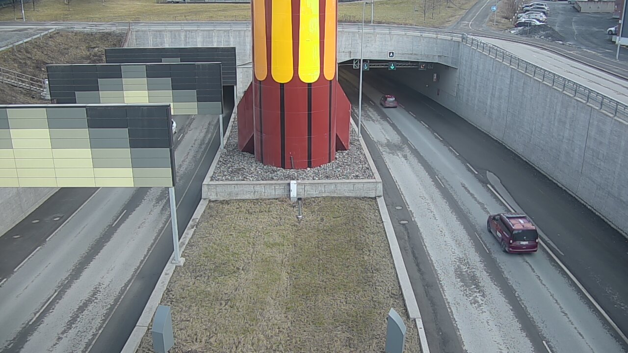 Weather Camera Image Road 12 Tampere, Rantatunneli boom west, Tampere, Pirkanmaa